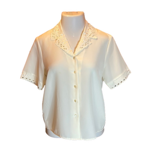CHRISTIE & JILL Vintage Cream Short Sleeve Button Down Dressy Blouse Size 10P